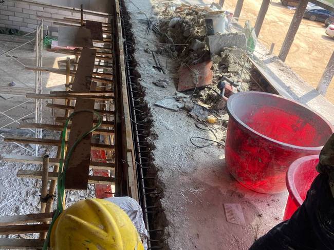 1725855514294881.jpg 123bb7d4a9f3d9a31b1b302188b2a8e.jpg